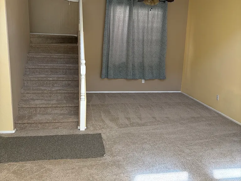 19323 Ackerman Ave — Photo 2
