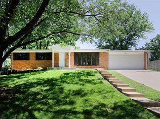 1006 Sandstone Dr, Saint Louis, MO