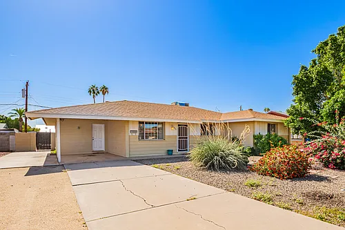 1037 E Campus Dr Photo 1