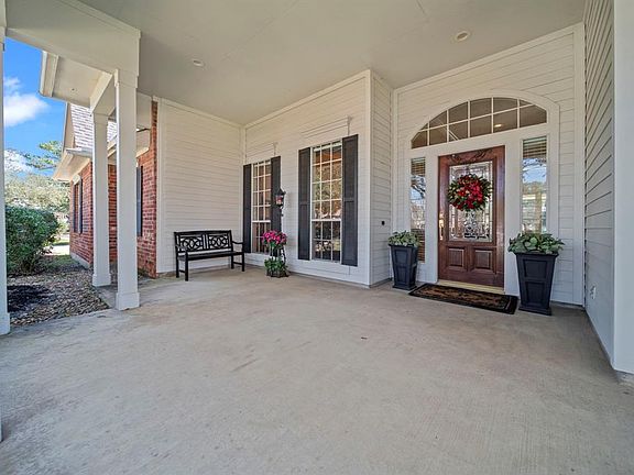 4th image of 15803 Creek Hill Lane