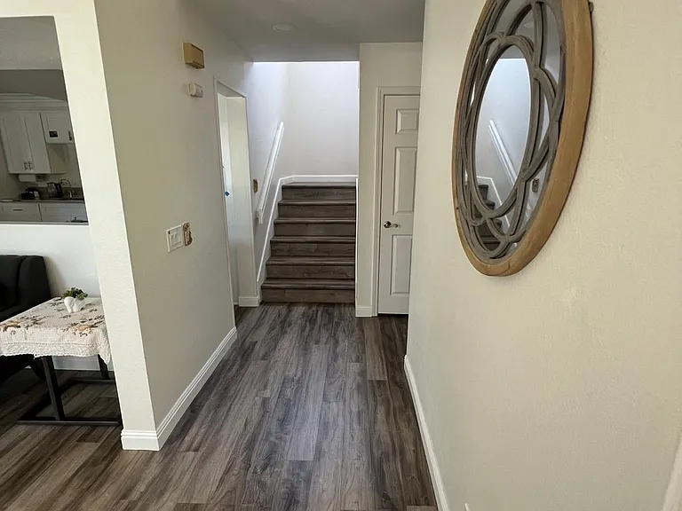 Dramatic Two-Story Entry & Staircase