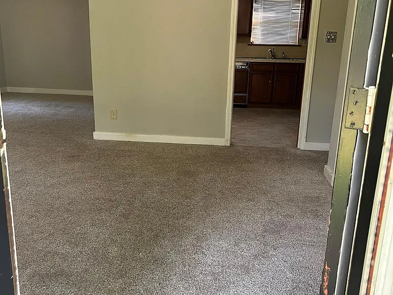 8421 Kalb Rd — Photo 2