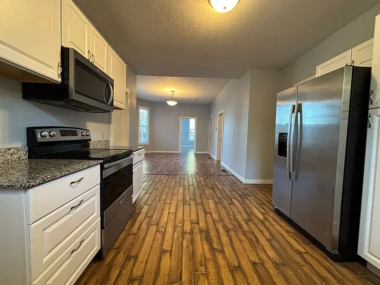 421 Mount Ida — Photo 2