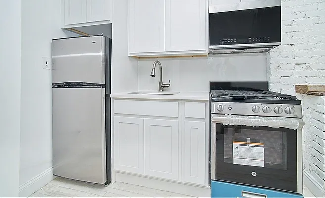 Rented by Compass | media 3