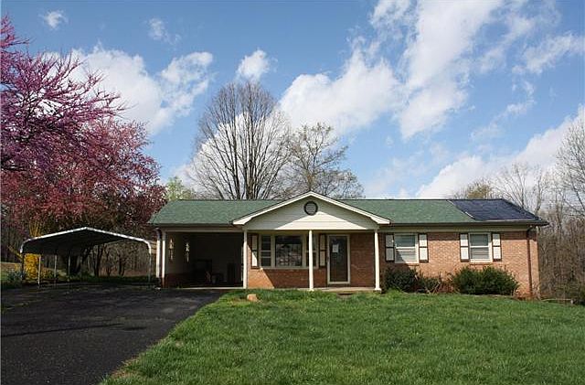 1st image of 187 Puckett St