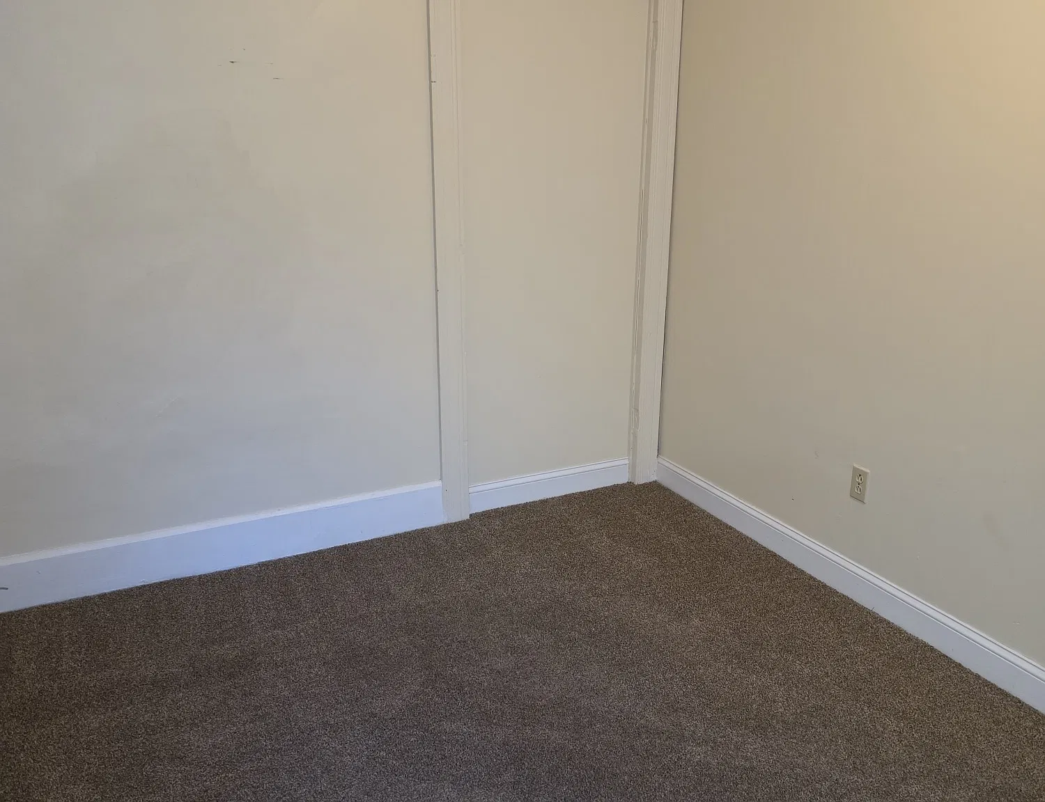 2 bed, 1200 sqft, $800 — Photo 2