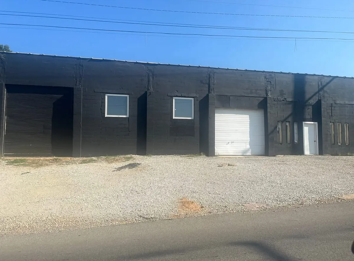 Building Photo - 1026 Belt St #1