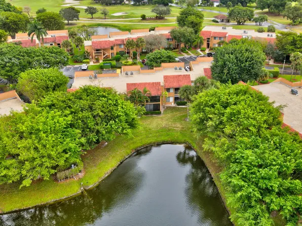 11255 Green Lake Drive #202, Boynton Beach, FL 33437