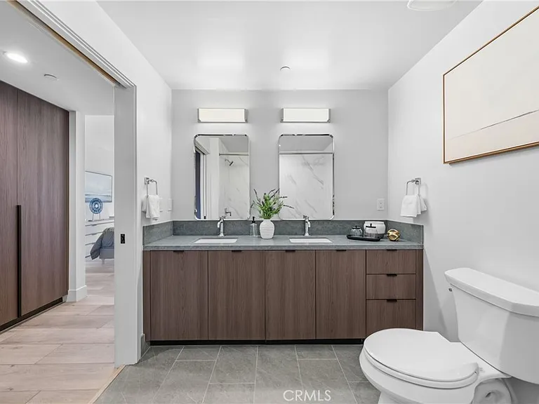 150 S Oak Knoll Ave #105 — Photo 11