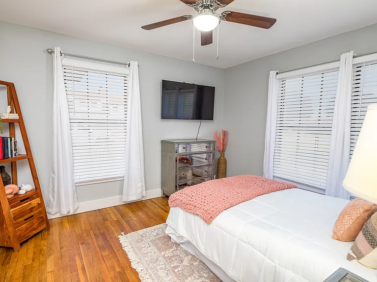 2941 Gossett Dr #B — Photo 15