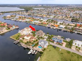 5406 Captains Ct, New Port Richey, FL 34652