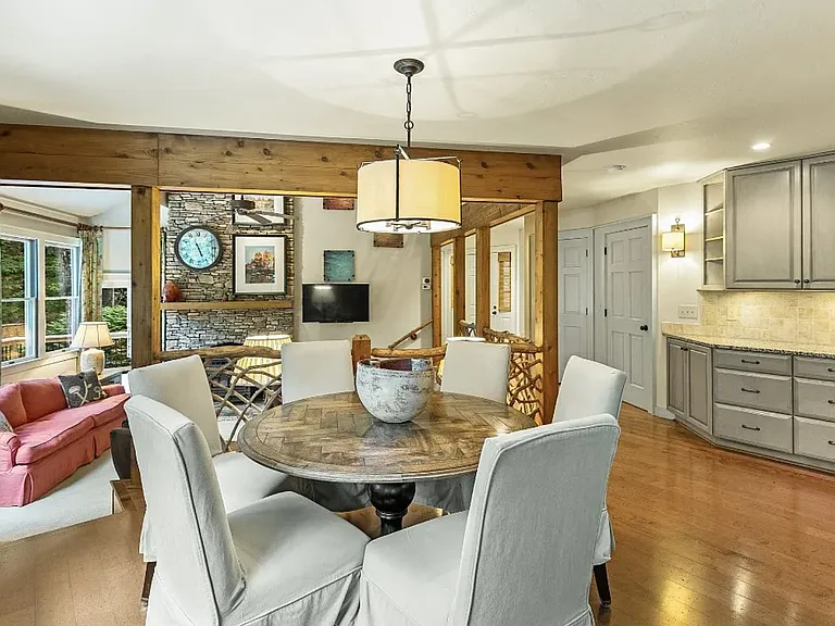412 Dog Mountain Rd — Photo 14