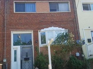 1374 W St NE, Washington, DC 20018