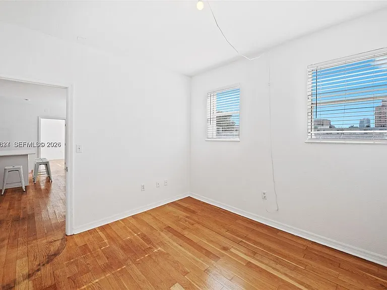 1027 Pennsylvania Ave #306 — Photo 15