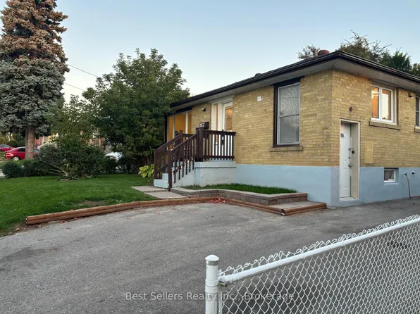 767 Gaspe Ave, Oshawa, ON L1J 1C8