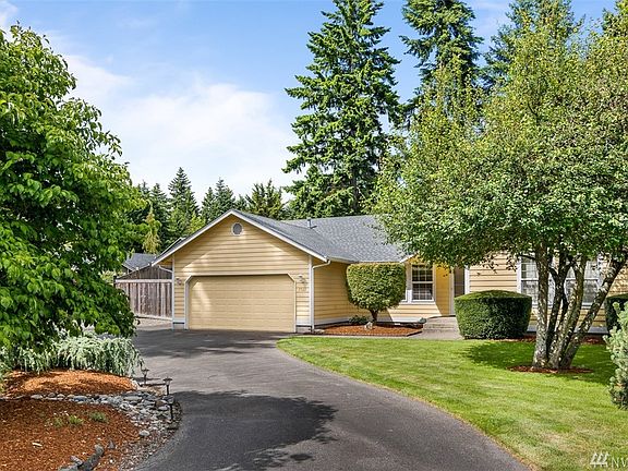 5th image of 7522 52nd Ave E