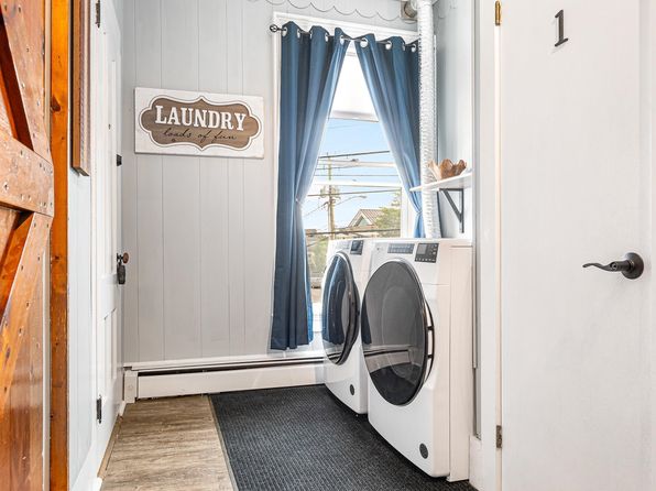 121 Main St, Colebrook, NH