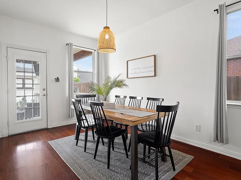 2805 Whetstone Dr — Photo 4