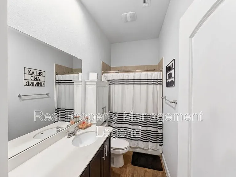417 Cooper St — Photo 16
