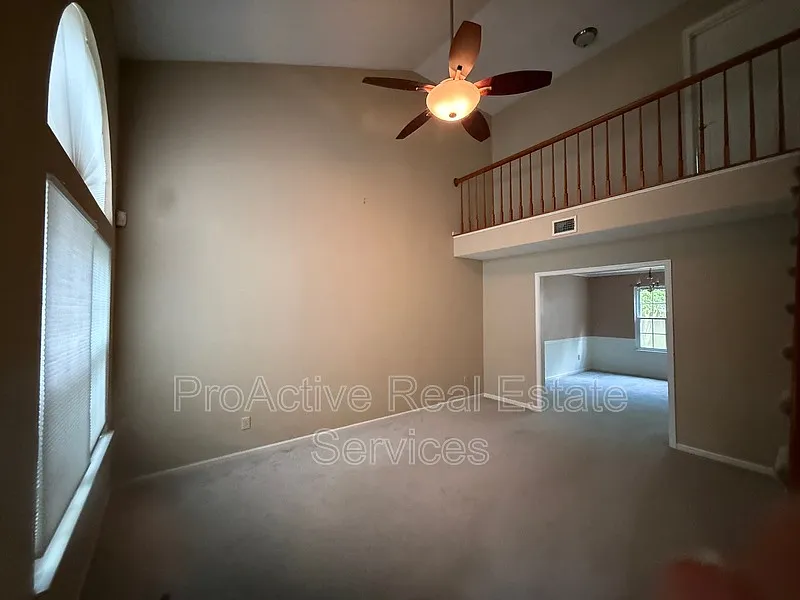 Building Photo - 3813 Sterncroft Dr