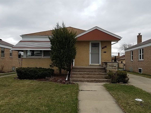 1st image of 9009 S Albany Ave