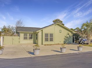 717 Live Oak Cir, North Myrtle Beach, SC 29582
