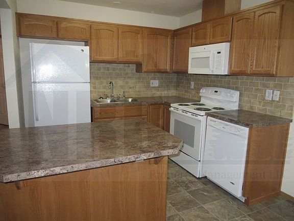 4th image of 9828 10th Ave E