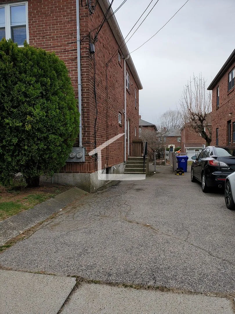 Nice 1 bed in Oak Square — Photo 3