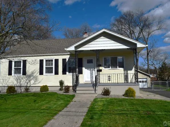 80 Dewey Ave, Colonia, NJ 07067