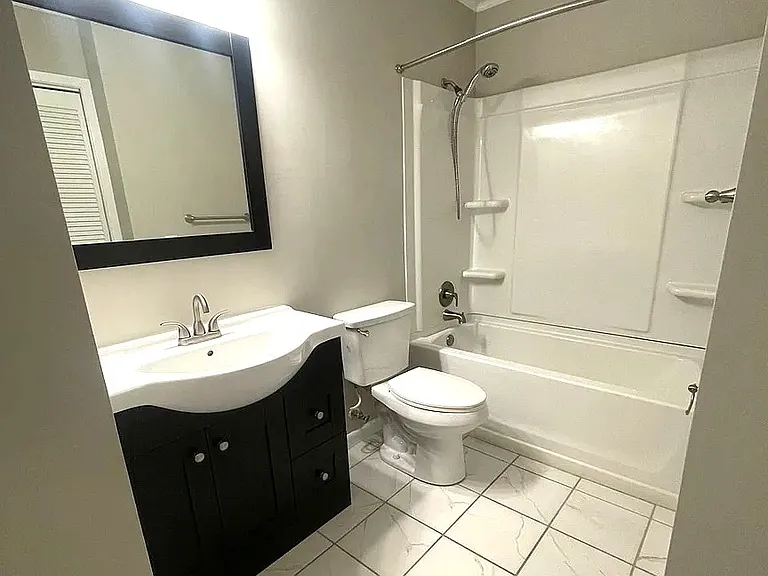 3200 Heathstead Pl #E — Photo 10