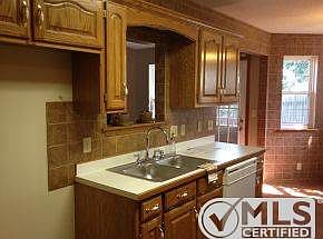 Kitchen w/view to liv area