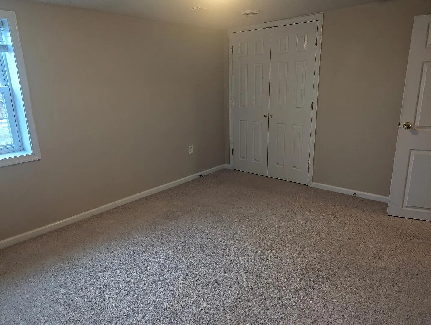 918 John Marshall Hwy - UNIT9 — Photo 2