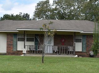 143 Bay Dr, Slocomb, AL 36375