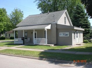 2006 Demorest St, Muscatine, IA 52761
