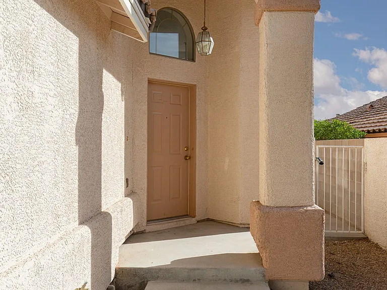 408 Madison Taylor Pl — Photo 4