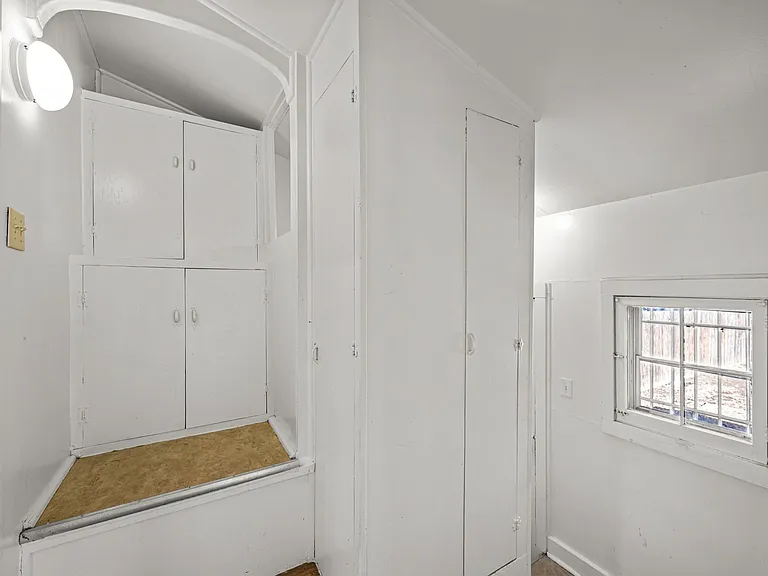 2058 S Corona St — Photo 19