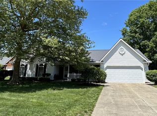 9565 Tipperary Ln, Mentor, OH
