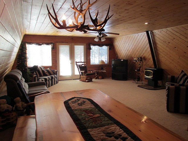 1st image of 3760 Willow Dr