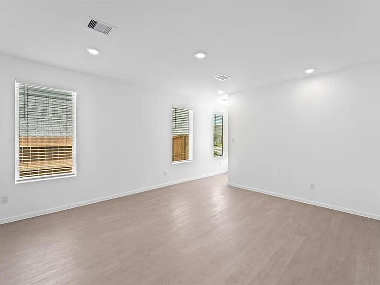 5214 Santa Cruz Bay — Photo 6