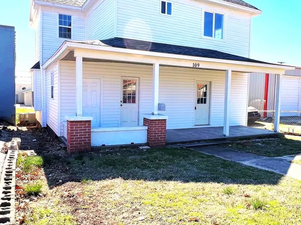 109 E Broadway Street, Monett, MO 65708