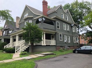 34 Whitney St FLOOR 3, Hartford, CT 06105