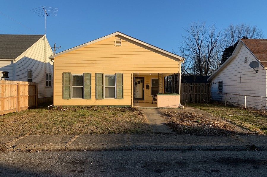 1st image of 607 Linn St