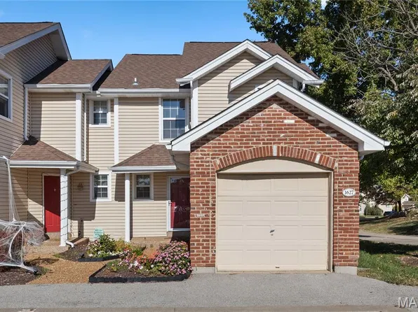 1627 Mount Vernon Dr #5, Saint Charles, MO 63303
