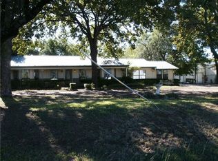 303 W Simonds Rd, Seagoville, TX 75159
