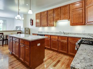 1361 Bradley Cir, Elgin, IL 60120