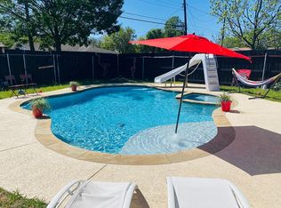1306 Buena Vista St, Mesquite, TX 75149