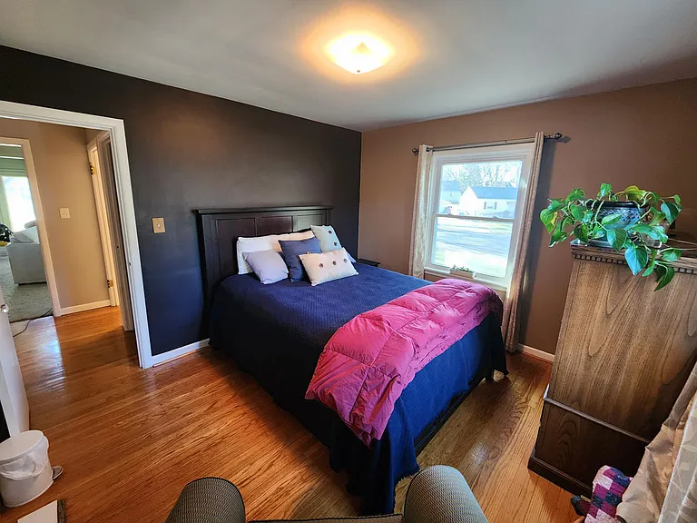 7050 Caroline Ave — Photo 27