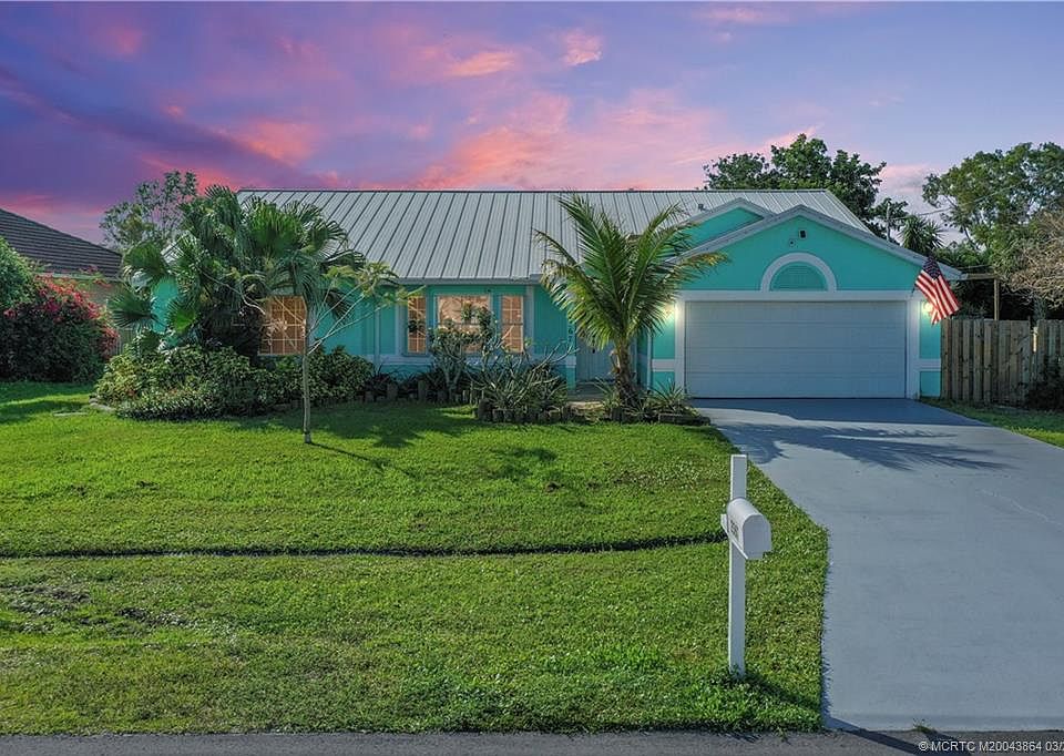 1st image of 2367 SE Heathwood Cir