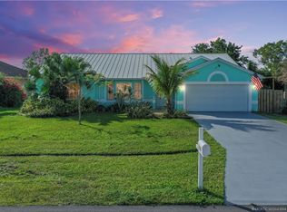2367 SE Heathwood Cir, Port Saint Lucie, FL 34952