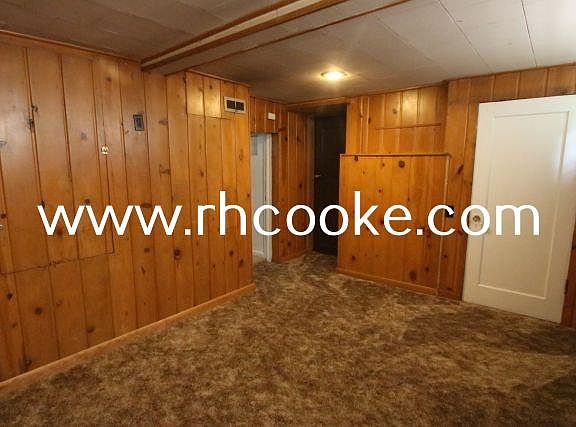 3rd image of 914 W Spofford Ave #3